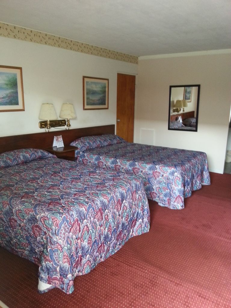 Holiday Lodge Virginia Pearisburg Bilik gambar