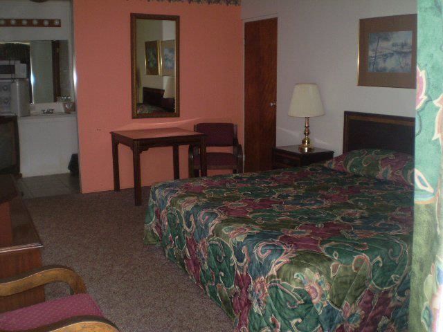Holiday Lodge Virginia Pearisburg Bilik gambar